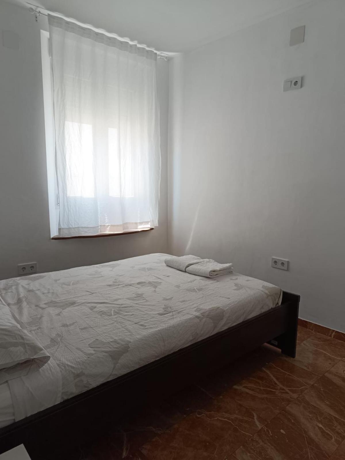 Piso Dos Dormitorios Junto Plaza Colon قرطبة المظهر الخارجي الصورة